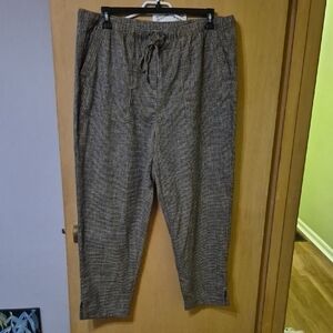 Penningtons Mini Houndstooth Pants Size 18